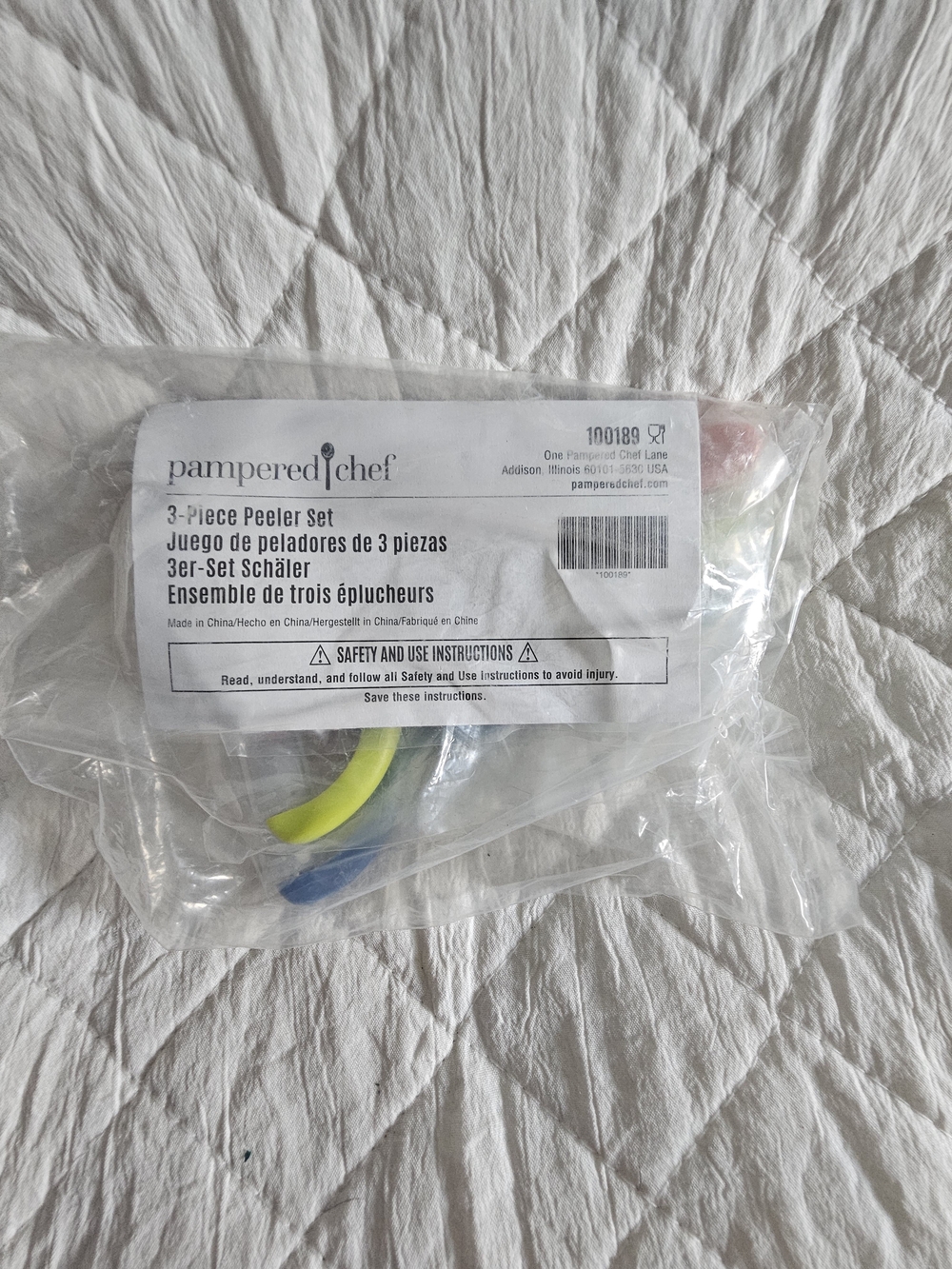 Pampered Chef 3-Piece Peeler Set - Blue & Lime